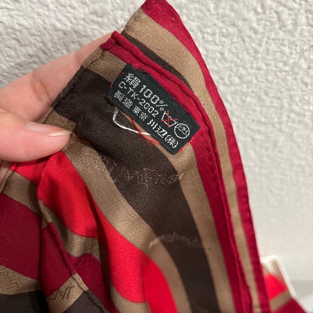 Authentic YSL gorgeous Scarf - Picture 6 of 10